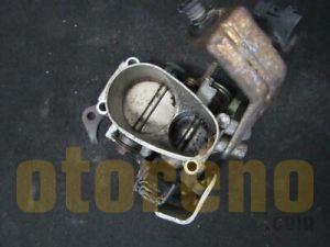 Renault Laguna 2.0 gaz kelebeği gövdesi 7700862385/770 0872146E-Y5