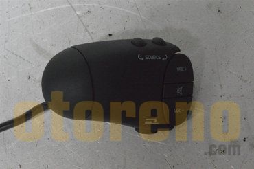 Renault Kangoo I [1998-2003] RADYO KUMANDA KOLU 7700308846-W5