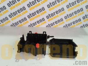 Renault Fluence Sigorta  Kutu+Kapak 284C40002R K2