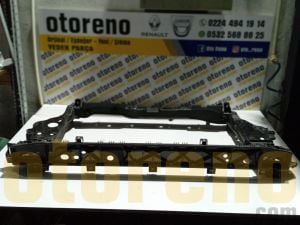 Renault Clio 5 Ön Panel  625009467R