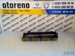 Ön Tampon Hava Yönlendirici Izgara Paneli Clio 5 - 214F68290R