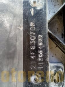 Ön Tampon Hava Yönlendirici Izgara Paneli Clio 5 - 214F68290R